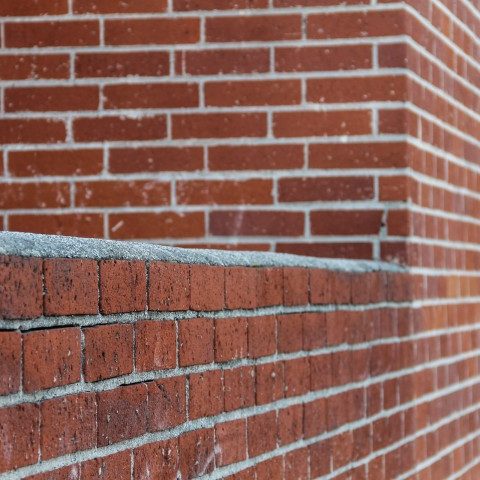perspective-brick-wall-ledge-720x480